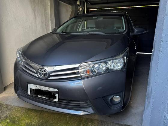 TOYOTA COROLLA 1.8 GLI 16V FLEX 4P AUTOMÁTICO TOYOTA COROLLA 1.8 GLI 16V FLEX 4P AUTOMÁTICO